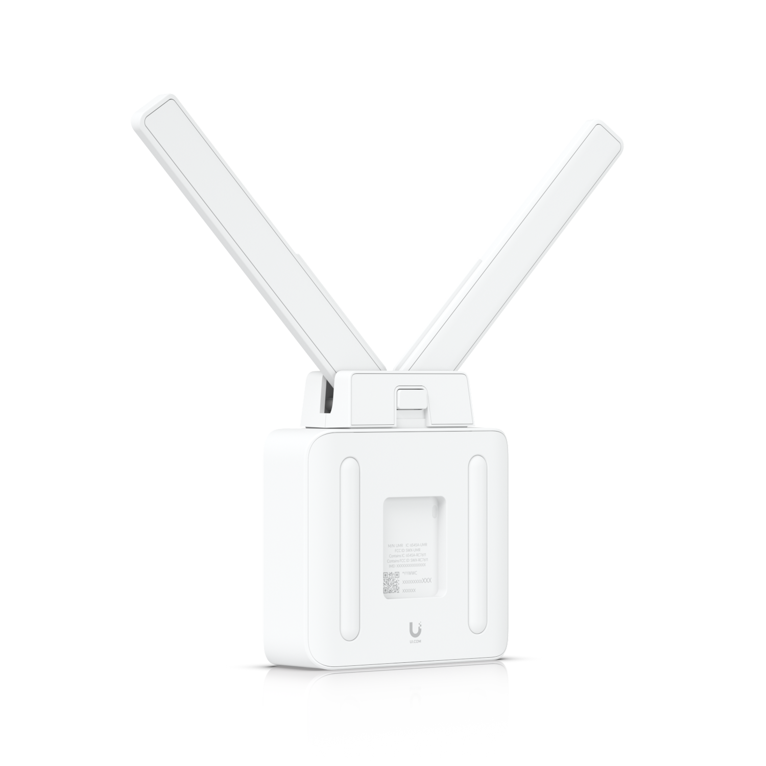 Back Angled view of the Ubiquiti UMR UniFi Mobile Router